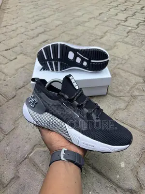 Under Armour Phantom Hovr 3