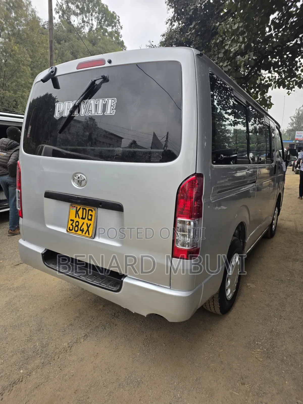 Toyota HiAce 2014 Grey