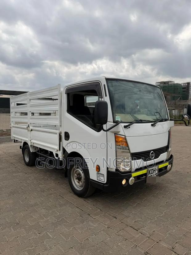 Nissan Atlas - thumbnail 2