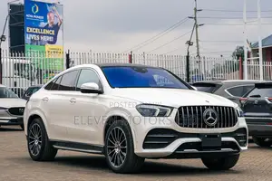Mercedes-Benz GLE-Class GLE 400d 4MATIC 2021 White
