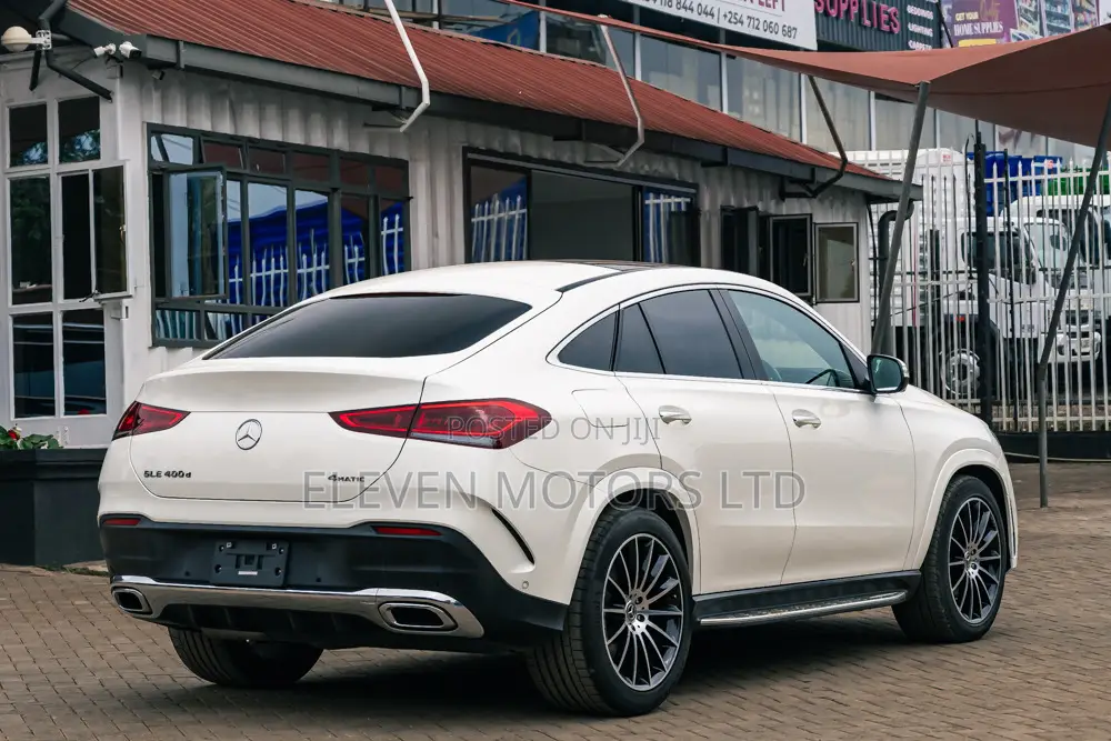 Mercedes-Benz GLE-Class GLE 400d 4MATIC 2021 White