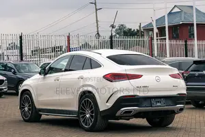 Mercedes-Benz GLE-Class GLE 400d 4MATIC 2021 White