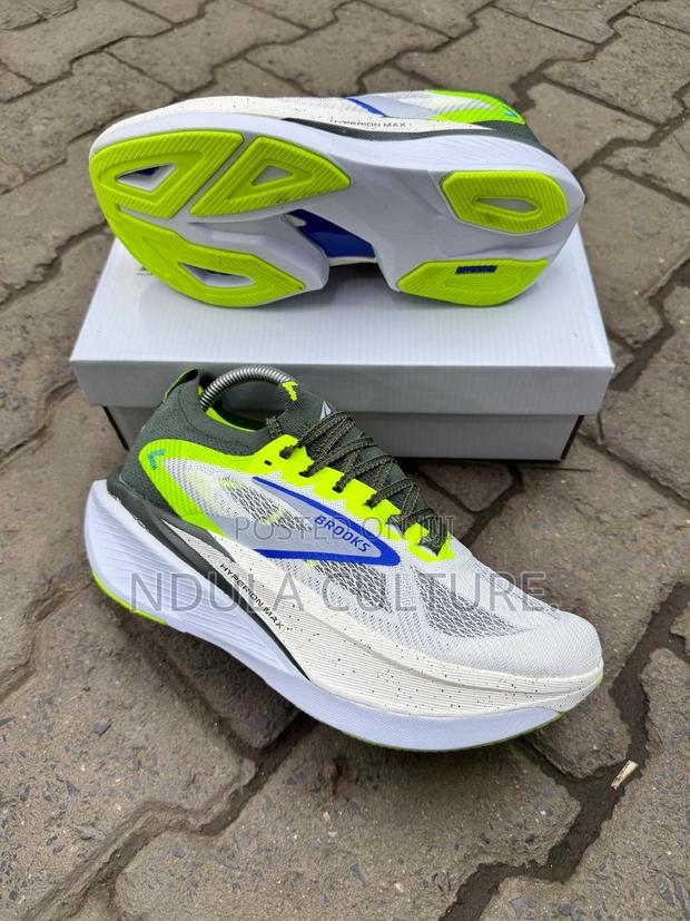 Brooks Hyperion Max 3 - thumbnail 2