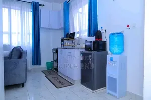 Studio Airbnb at Membley Opposite Magunas Supermarket