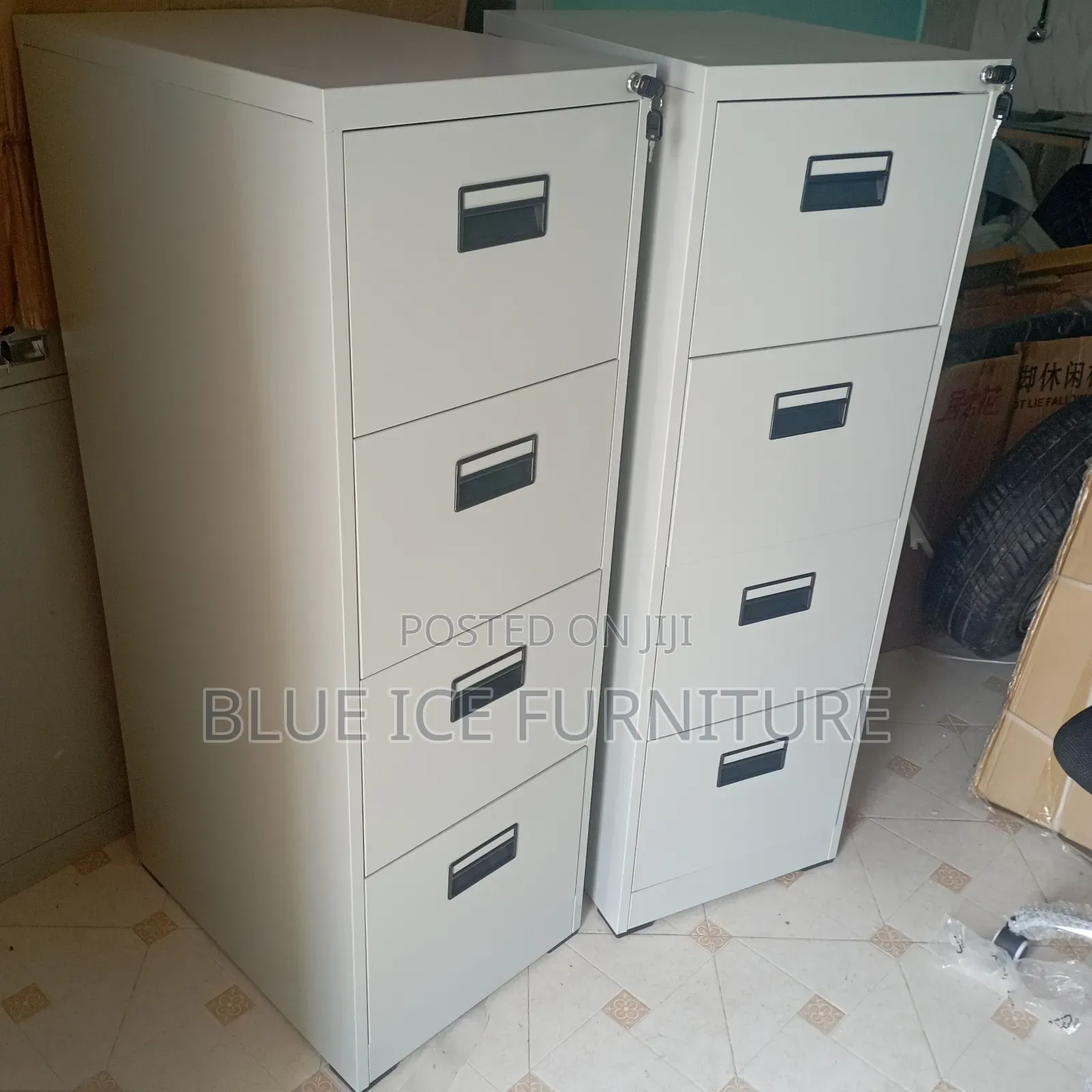 Strong Metallic 4 Drawer Storing Cabinet With Locks