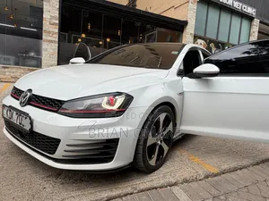 Volkswagen Golf 2016 White
