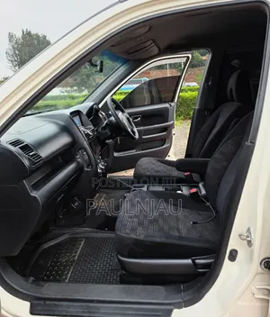 Honda CR-V 2005 White