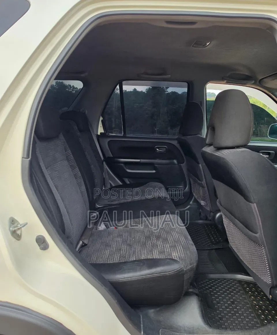 Honda CR-V 2005 White