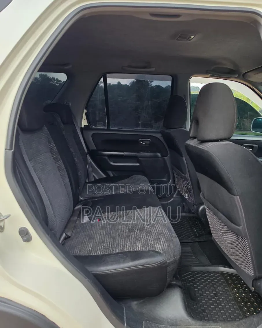 Honda CR-V 2005 White