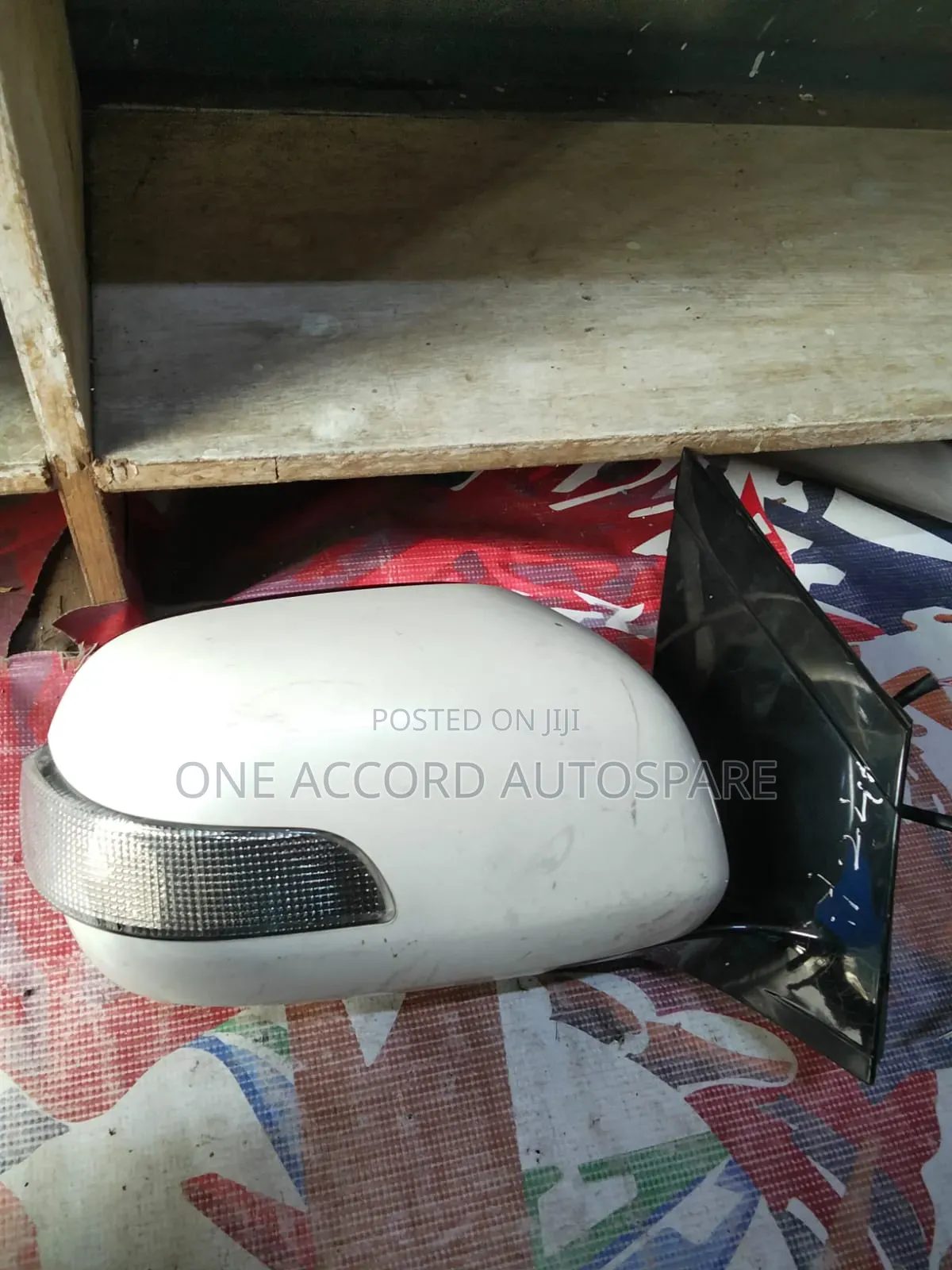 Sidemirror for Toyota Harrier 240 With Indicator