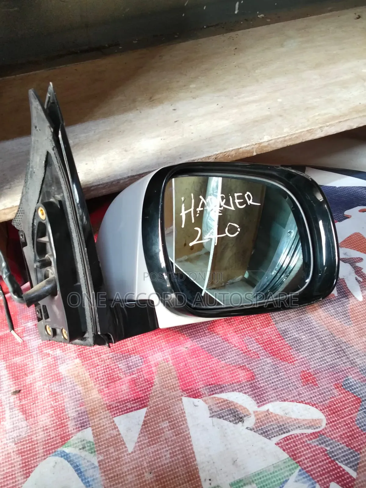 Sidemirror for Toyota Harrier 240 With Indicator