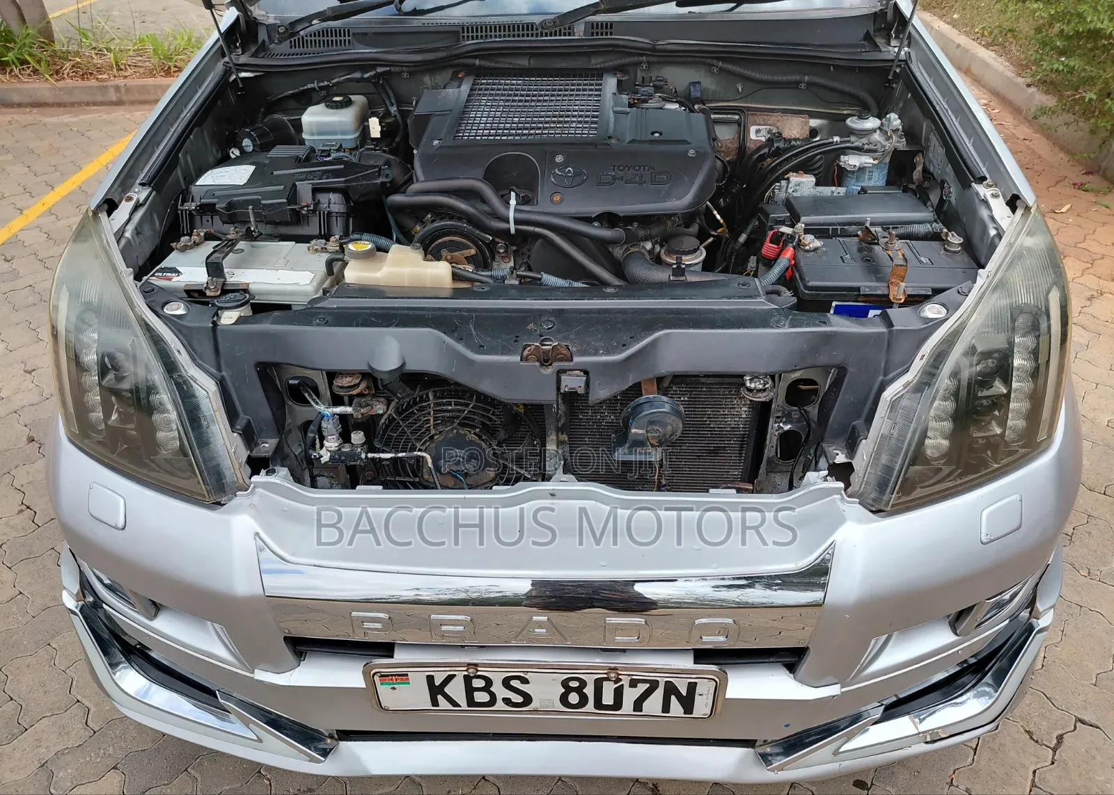Toyota Land Cruiser Prado 2005 Silver