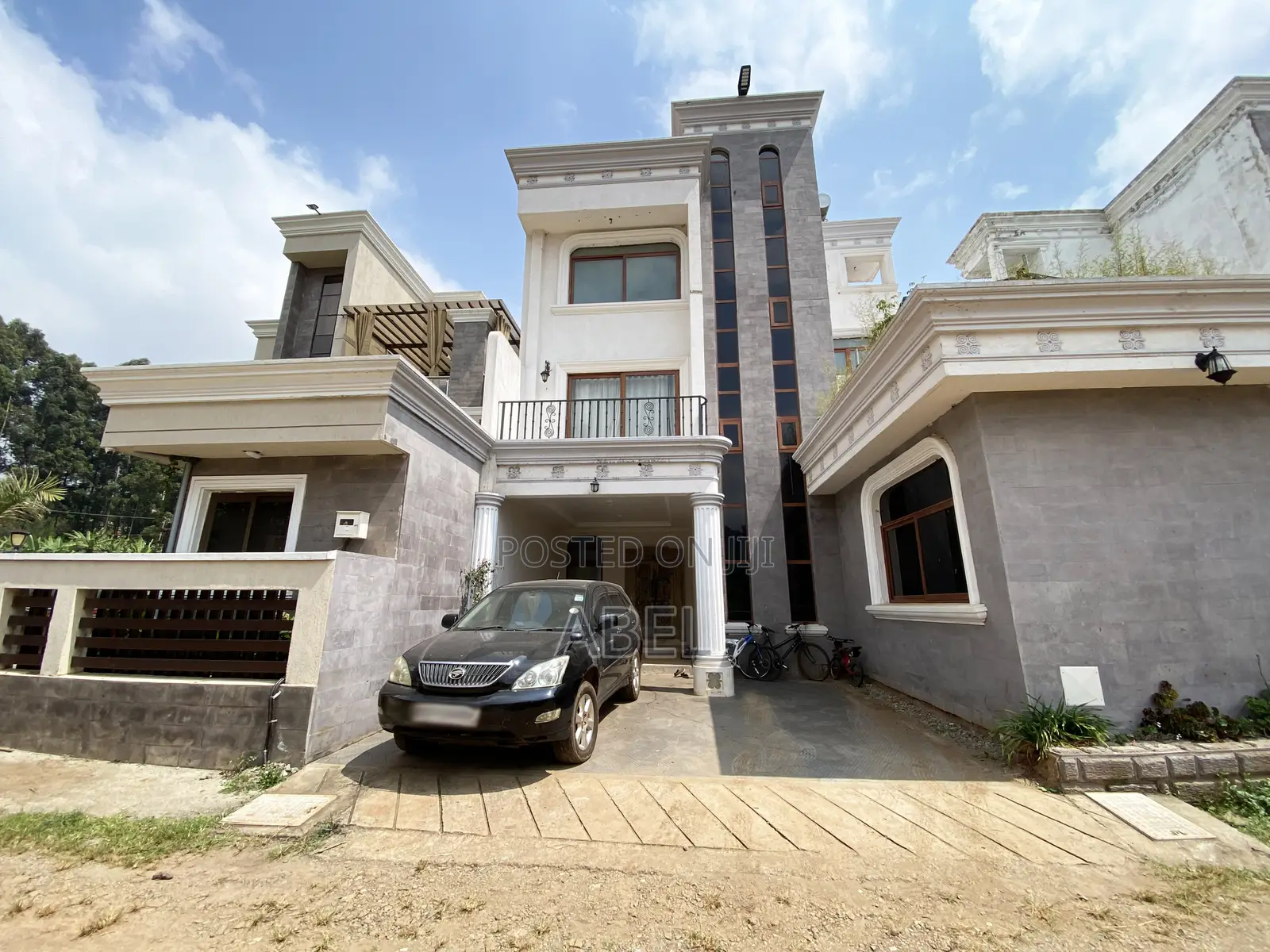 4bdrm Townhouse/Terrace in Loresho for sale