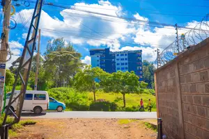 Prime Commercial Plot for Sale in Ruaka, Muchatha
