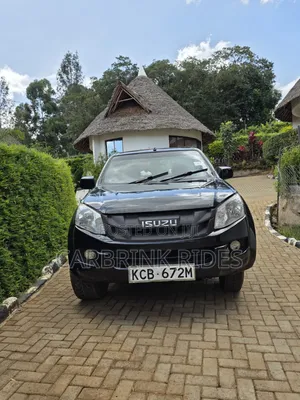 Isuzu D-MAX 2014 Black