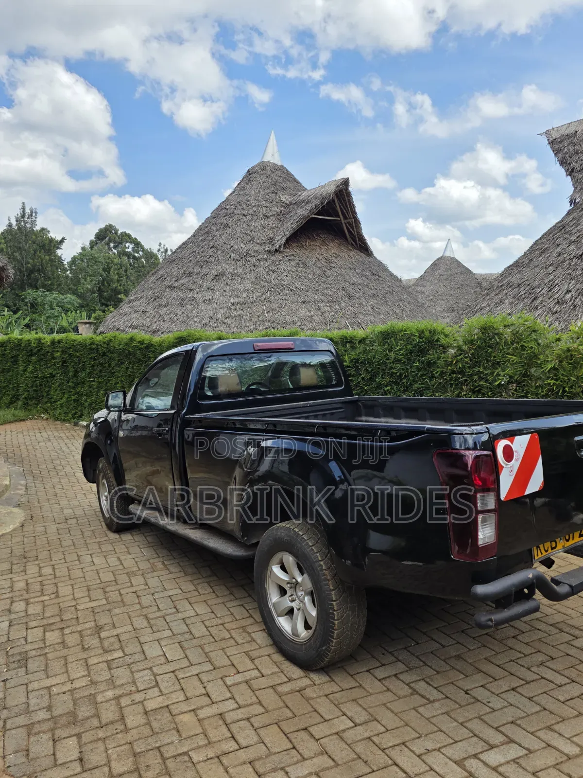 Isuzu D-MAX 2014 Black