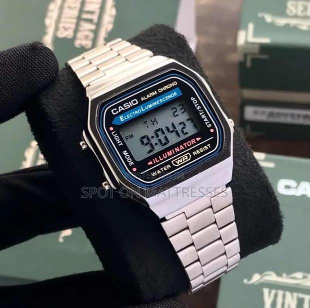Restocked! Casio Vintage With Illuminator Backlight. 4 Colour Options. - thumbnail 2