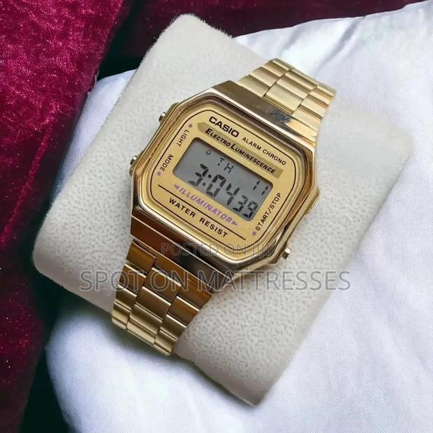 Restocked! Casio Vintage With Illuminator Backlight. 4 Colour Options. - thumbnail 4