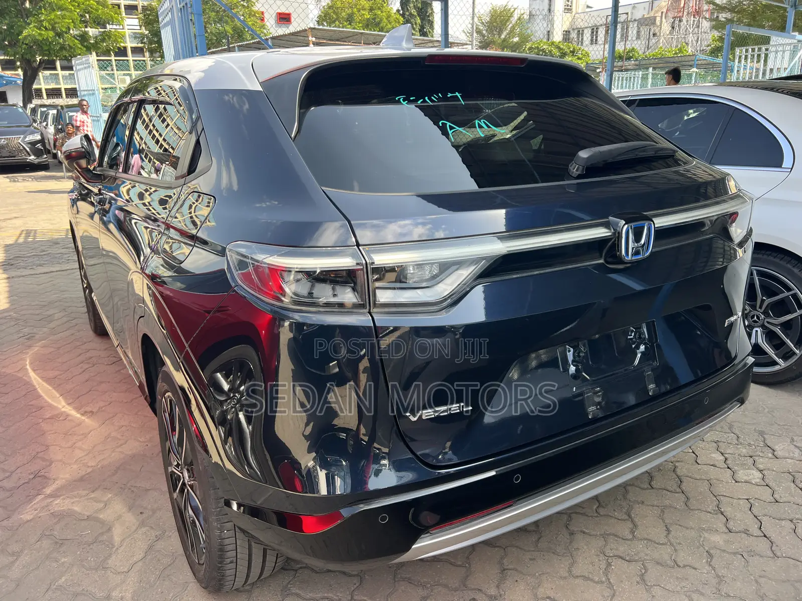 Honda Vezel 2021 Blue