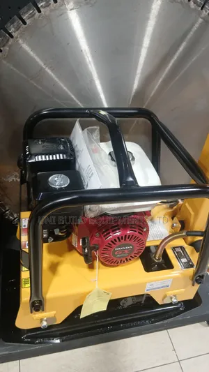 Reversible Soil Plate Compactor With Honda Gx200 Engine