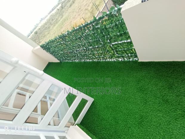 Quality Artificial Turf Carpet for Residential Gardens