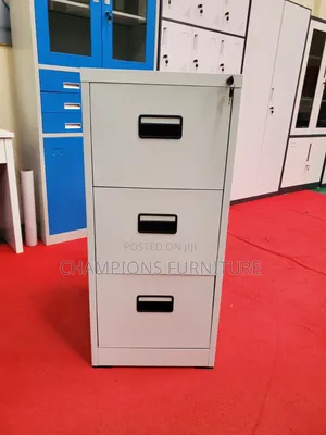 Steel 3 Drawers Cabinet