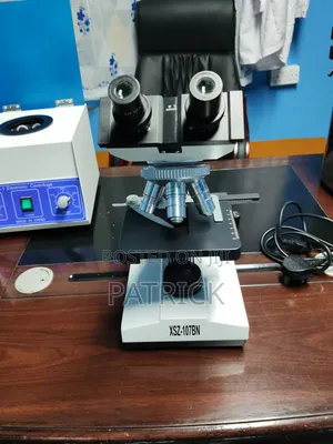 Microscope