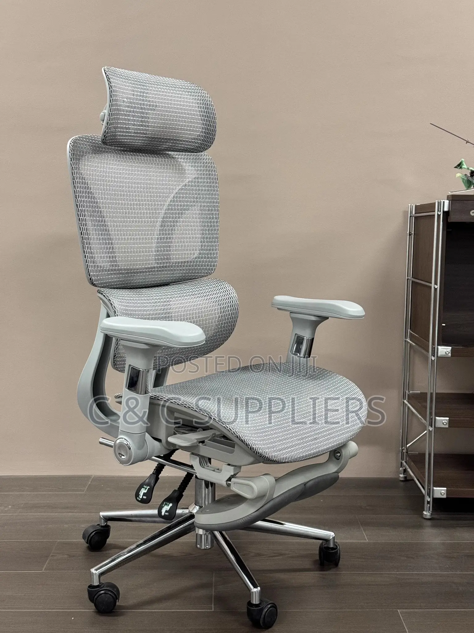 Swivel White Orthopedic Mesh Chair