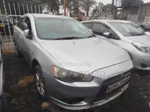 Mitsubishi Galant 2010 Silver