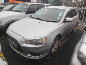 Mitsubishi Galant 2010 Silver
