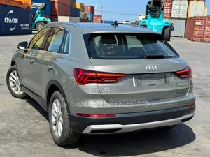 Audi Q3 2019 Gray