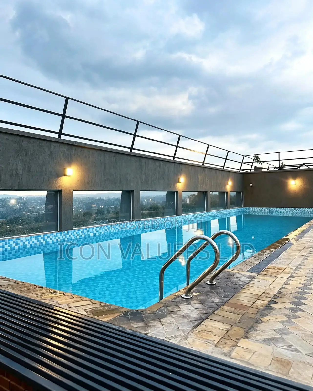 Studio Airbnb With Swimming Pool
