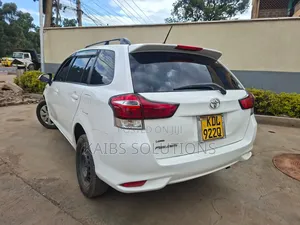 Toyota Corolla Fielder 2015 White