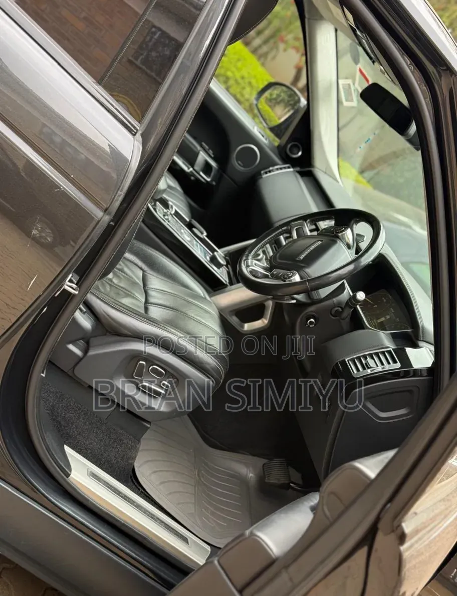 Land Rover Range Rover Vogue 2015 Black