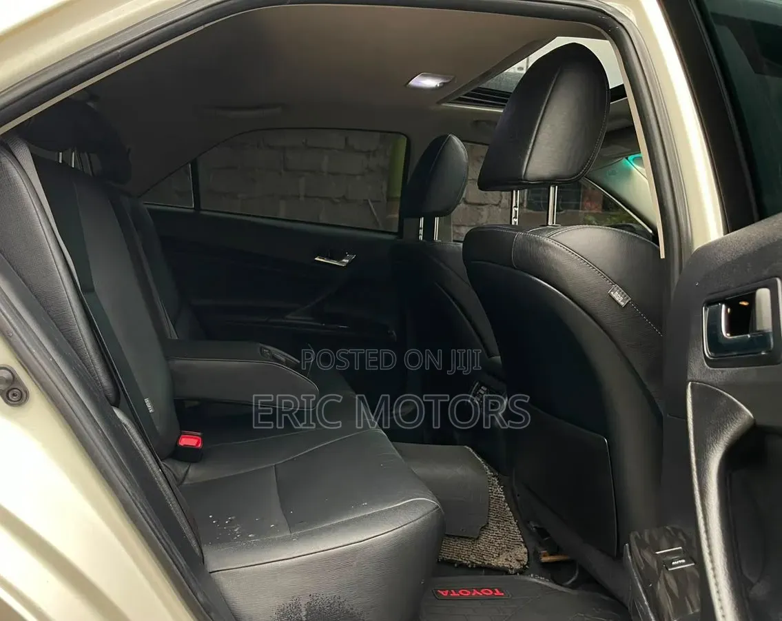 Toyota Mark X 2011 White