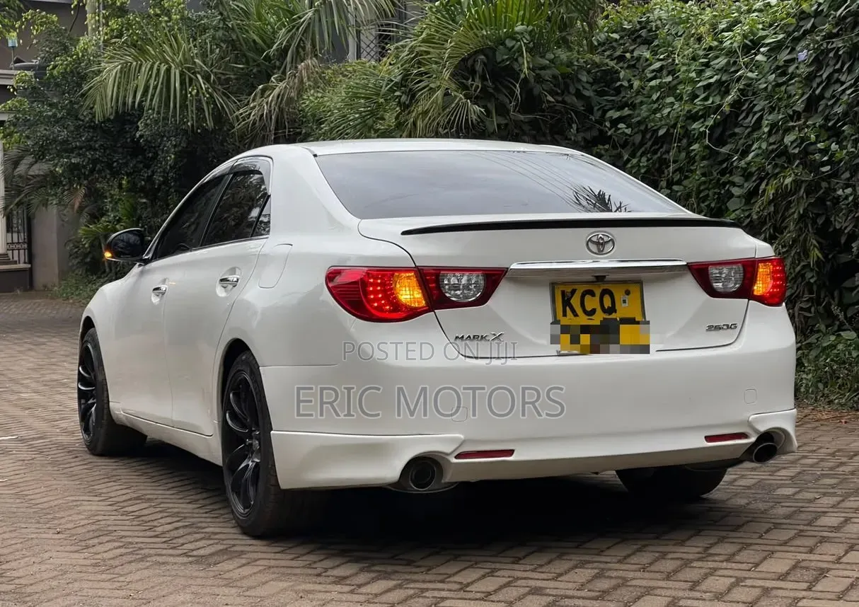 Toyota Mark X 2011 White