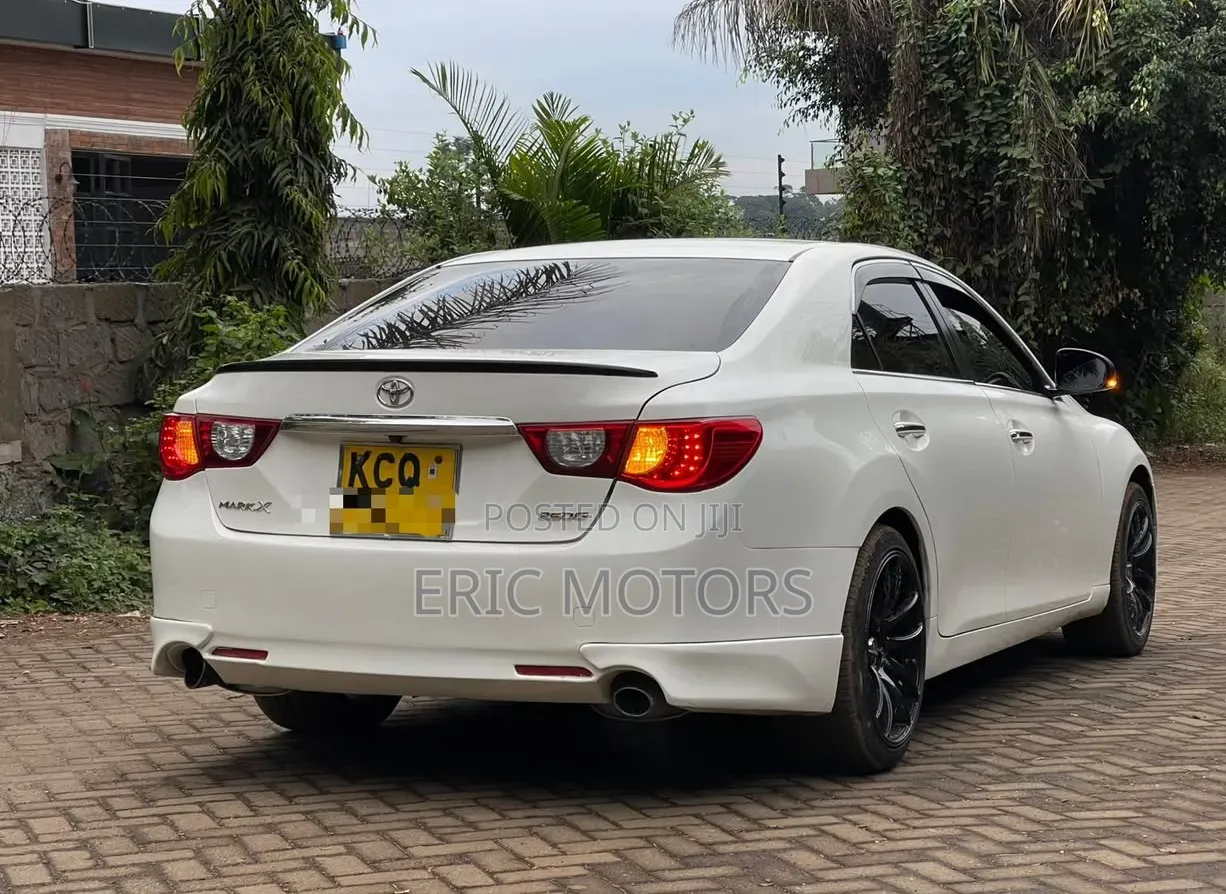 Toyota Mark X 2011 White