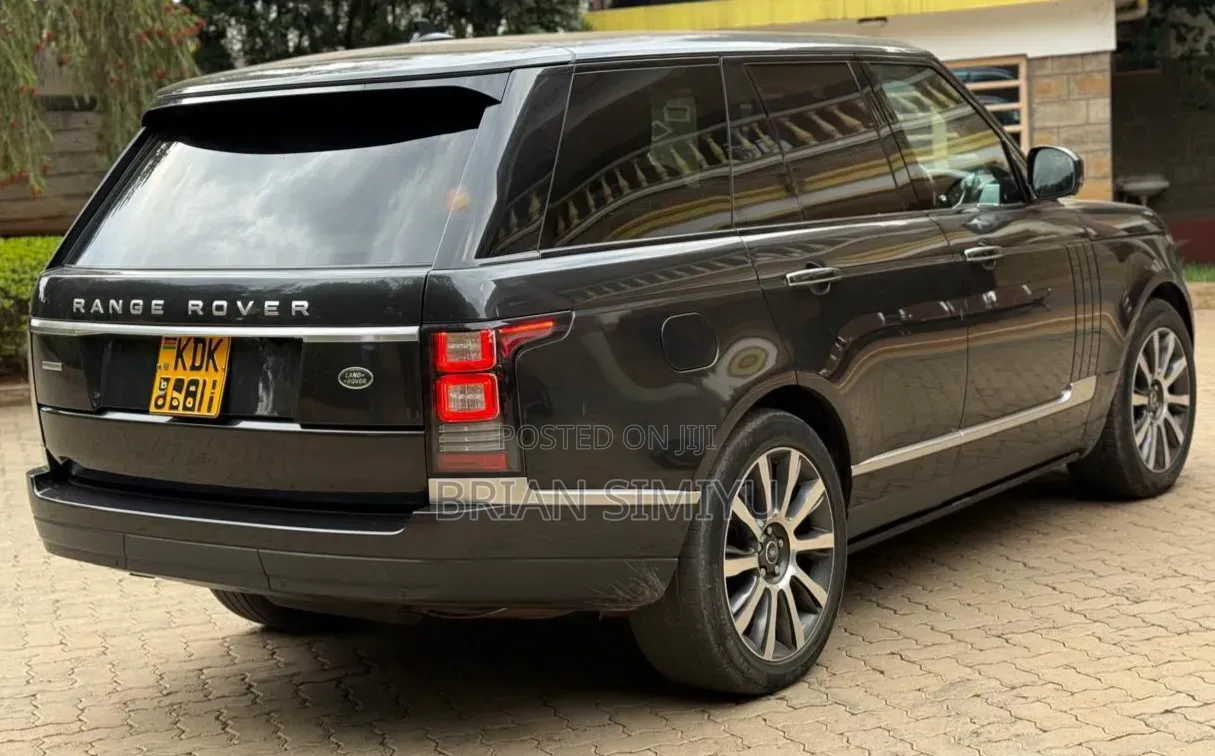 Land Rover Range Rover Vogue 2015 Black
