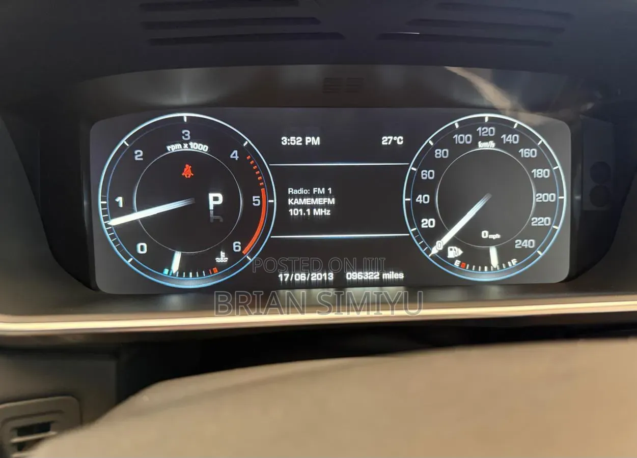 Land Rover Range Rover Vogue 2015 Black