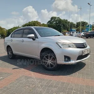 Toyota Axio 2014 Silver