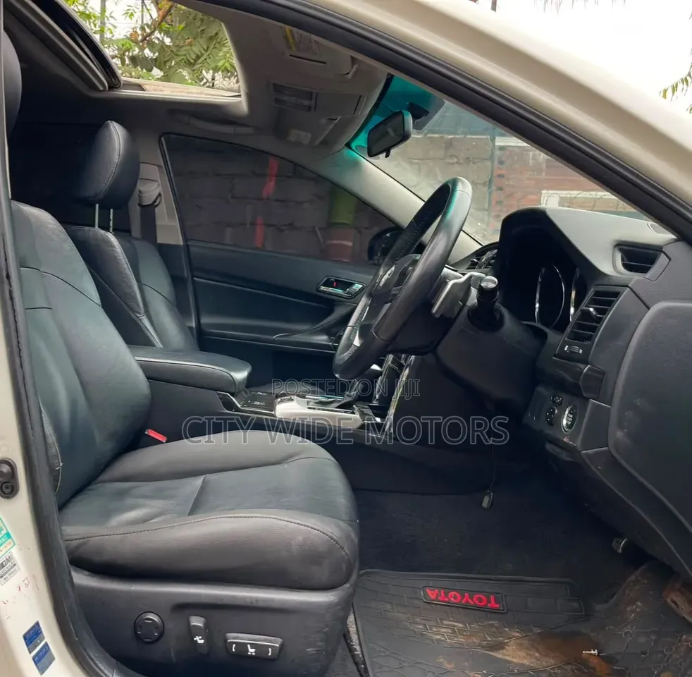 Toyota Mark X 2011 White