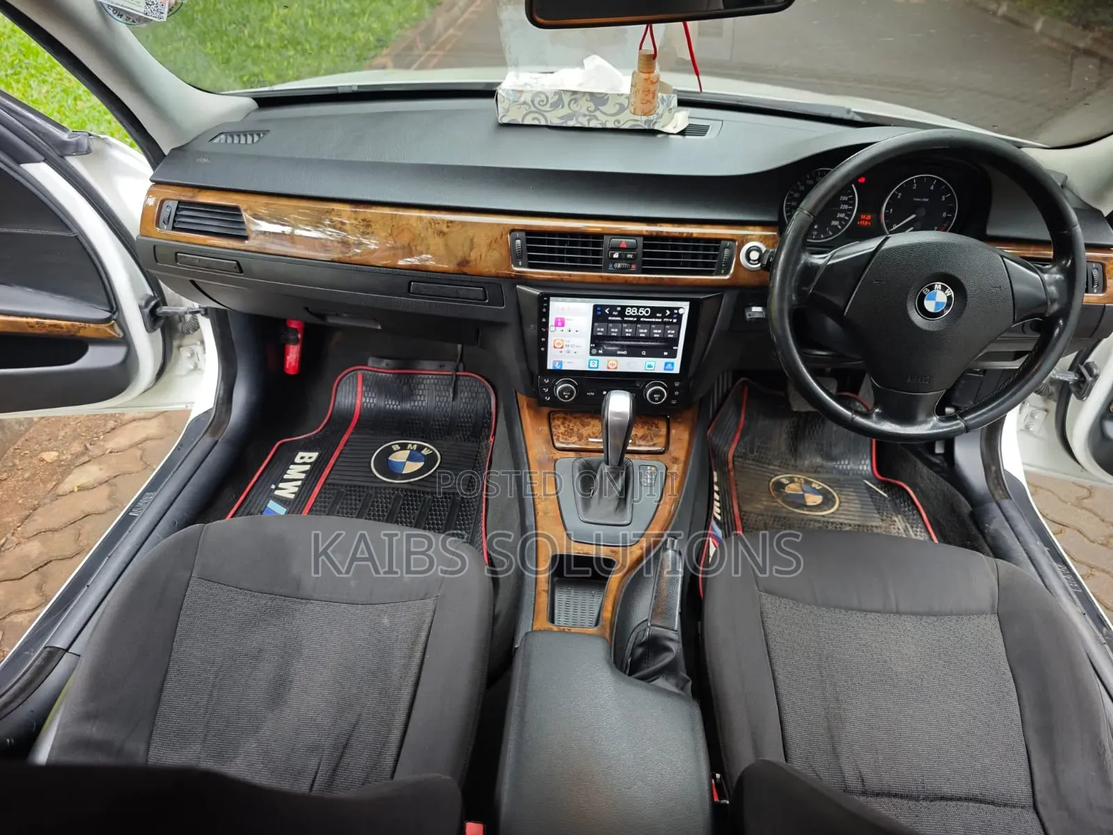 BMW 320i 2007 White