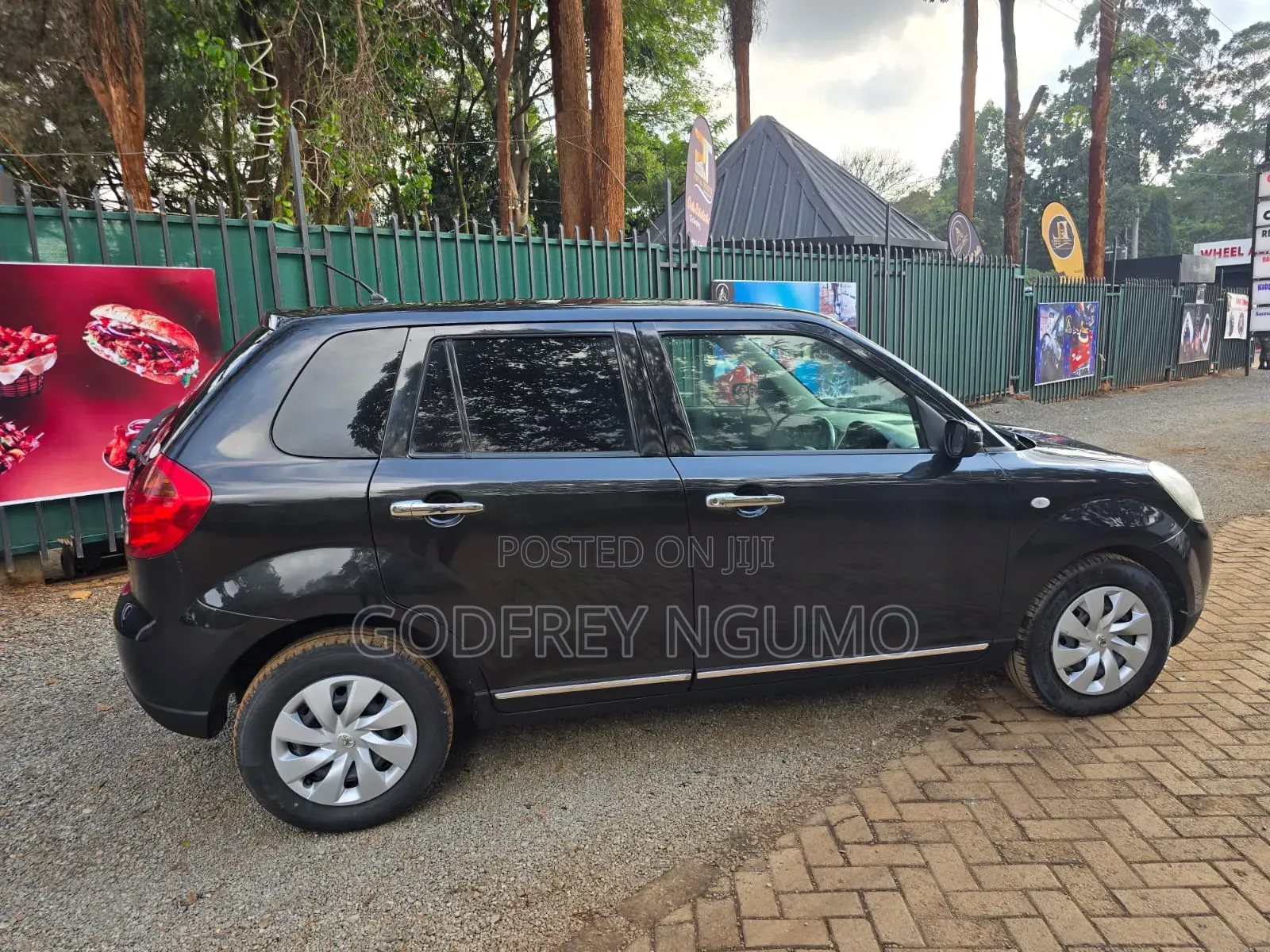 Mazda Verisa 2012 Black