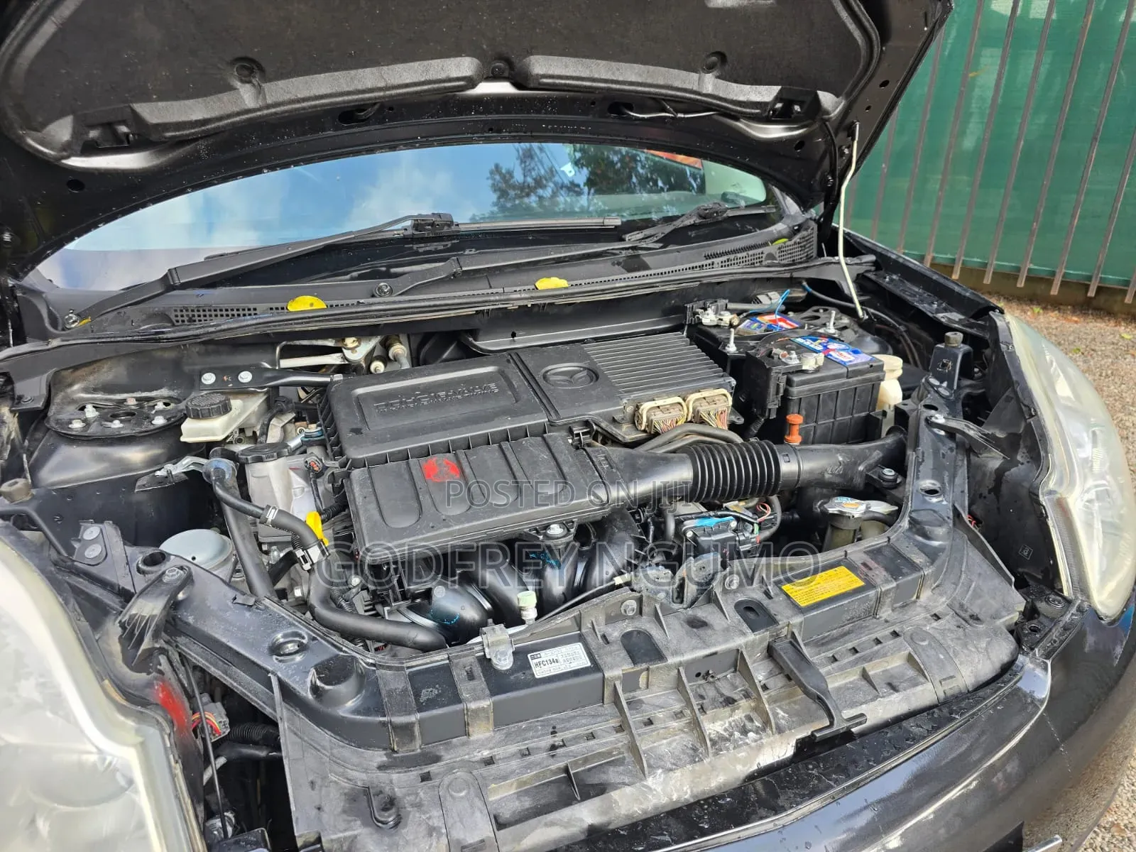 Mazda Verisa 2012 Black