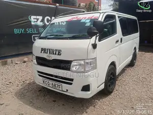 Toyota HiAce 2011 White