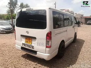 Toyota HiAce 2011 White