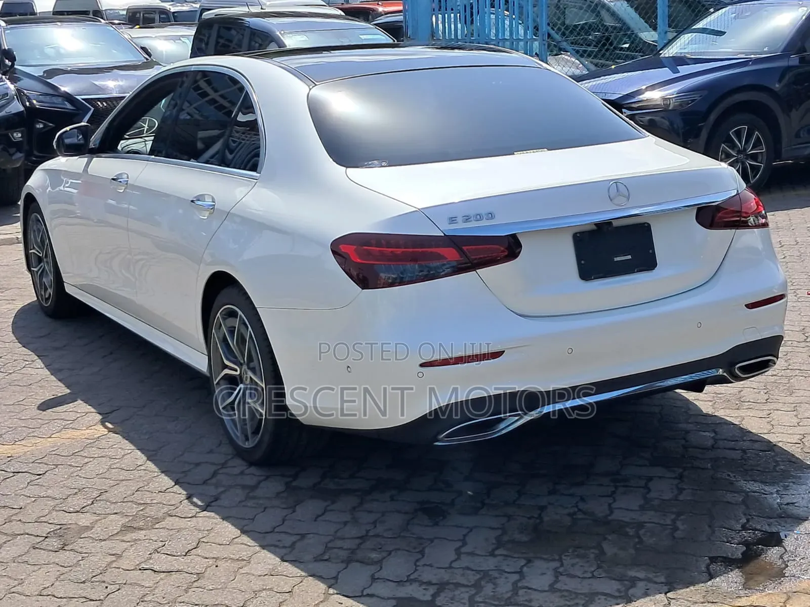 Mercedes-Benz E200 2021 Pearl