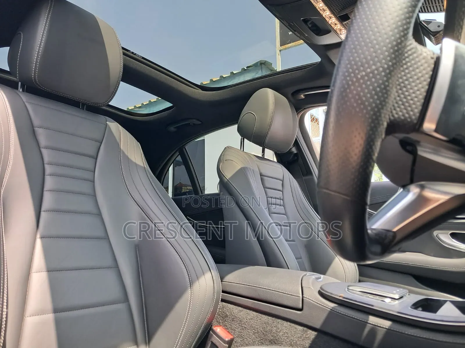 Mercedes-Benz E200 2021 Pearl