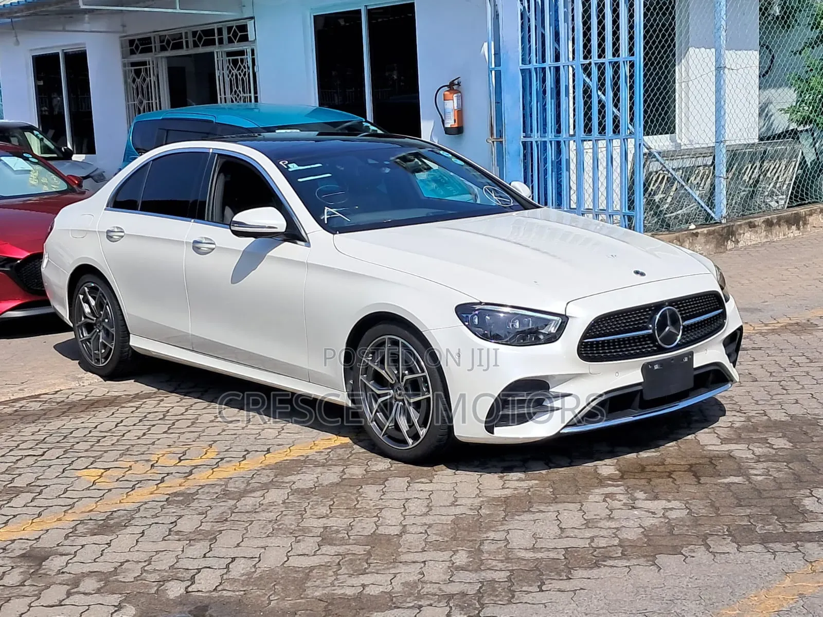 Mercedes-Benz E200 2021 Pearl