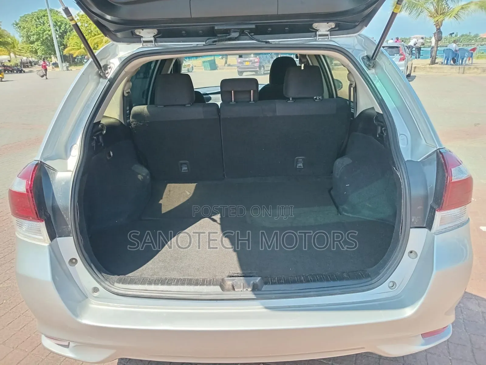 Toyota Corolla Fielder 2015 Silver